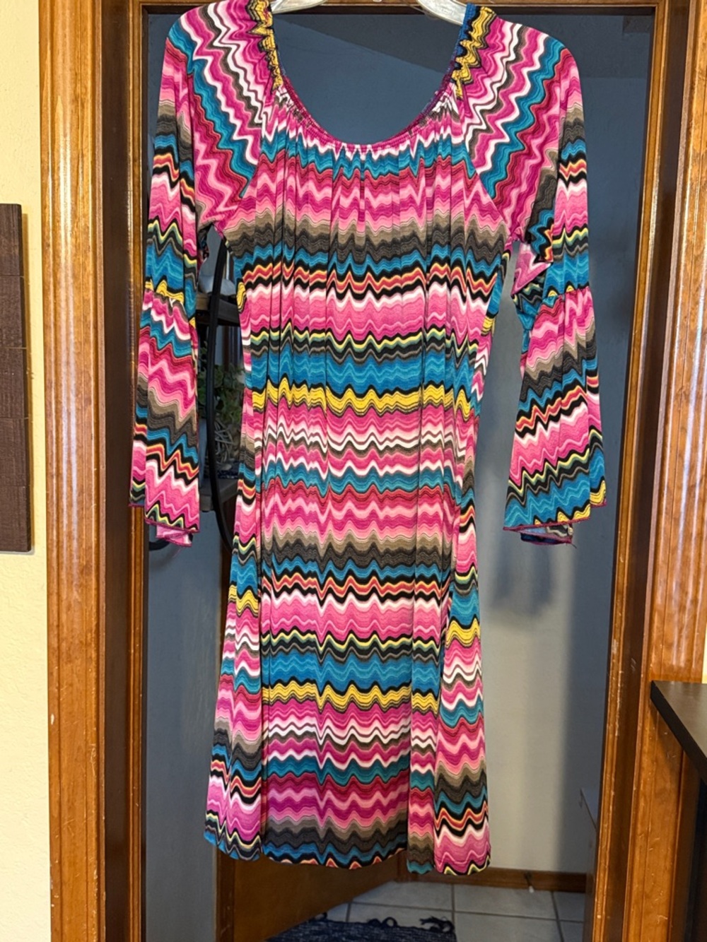 Women’s Long Sleeve Multicolor Zigzag Midi Dress